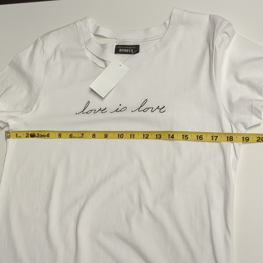 New n: Philanthropy Barry's t-shirt - Picture 6 of 10